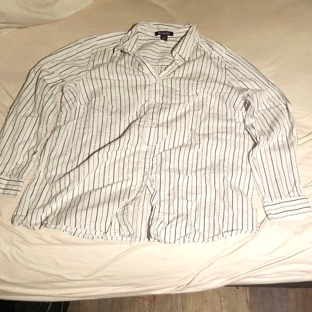 Long sleeve button up shirt